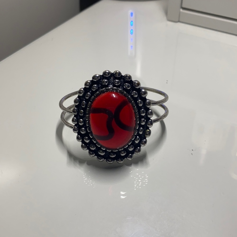 Gorgeous bracelet
